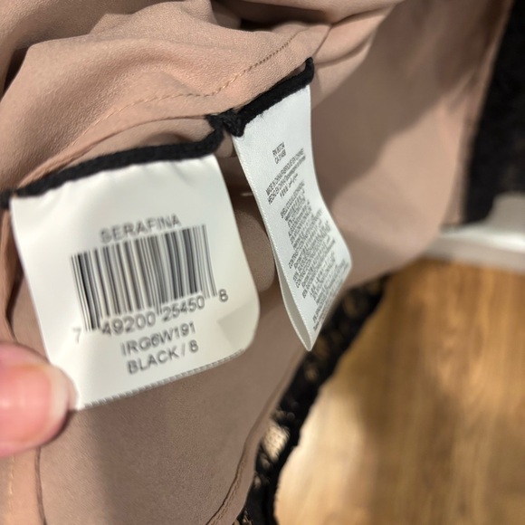 BCBG Serafina Gown - Picture 9 of 11